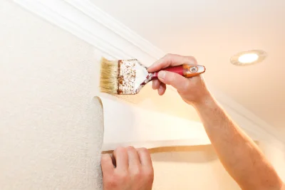 Pose de papier peint à Pauvres — revêtements muraux et toiles de verre